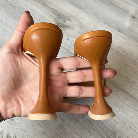 Brown heels by Cape Robbin - Picture 4 of 5